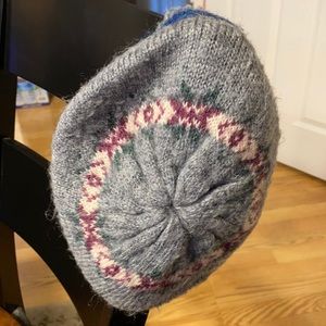 Multicolor knit beret